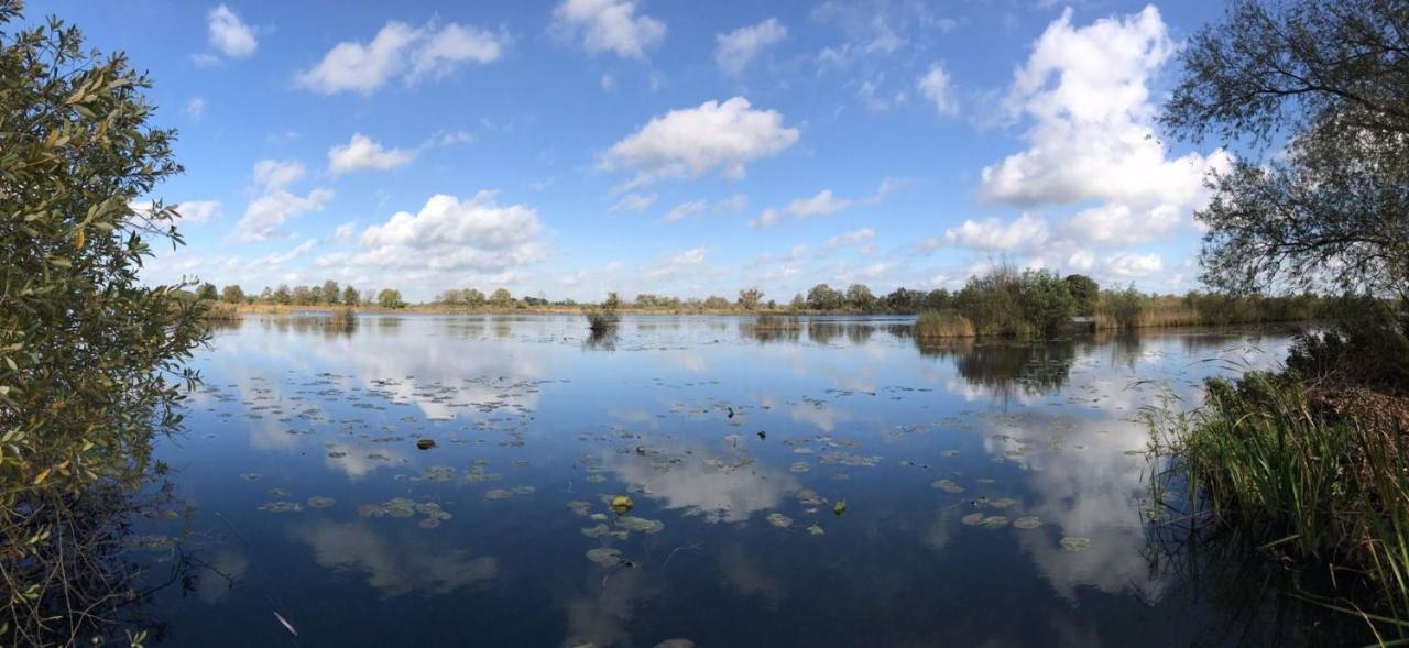 فندق C'Est La Vie Houseboat Nederhorst den Berg المظهر الخارجي الصورة