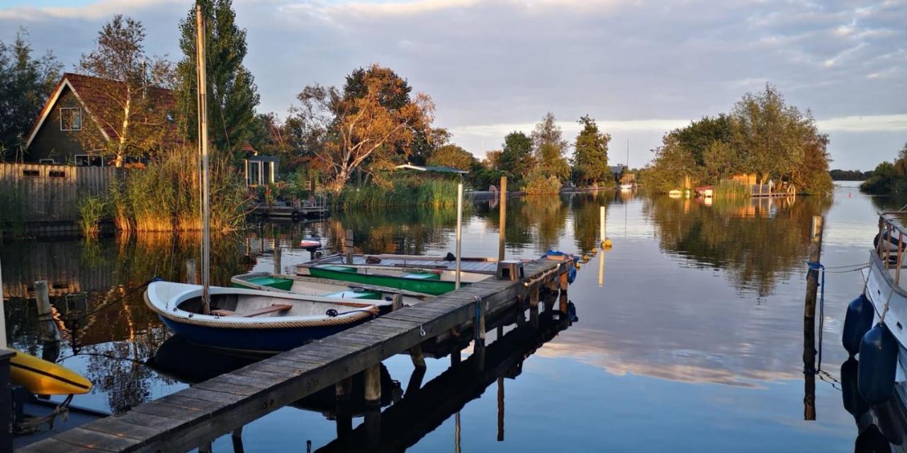 فندق C'Est La Vie Houseboat Nederhorst den Berg المظهر الخارجي الصورة